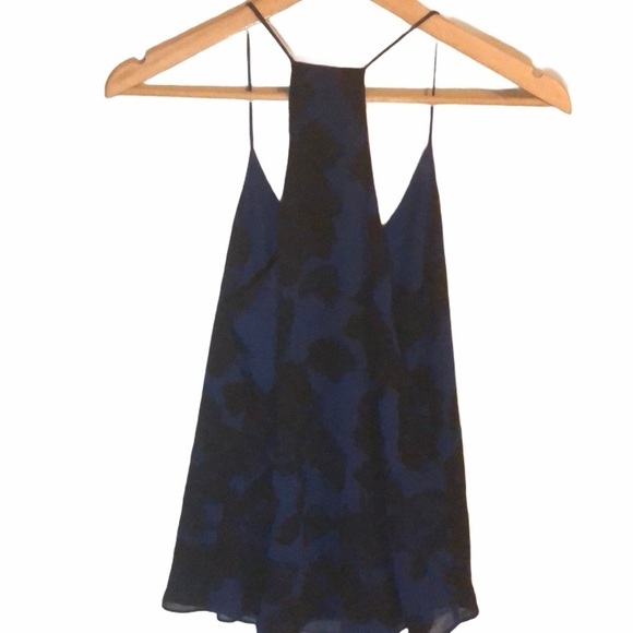 RW & Co Top - Picture 9 of 10